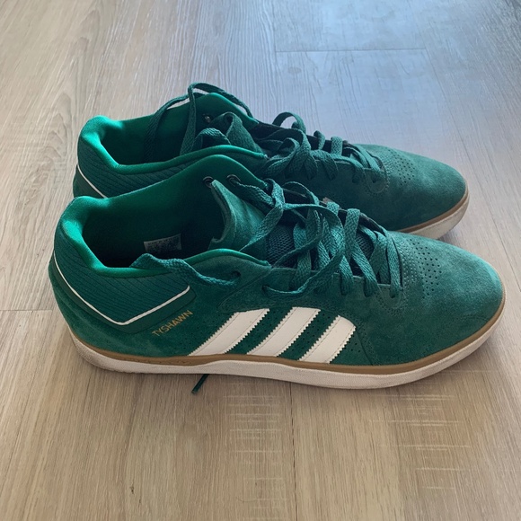 Adidas Men's Tyshawn Shoes (US size 10.5) - Picture 5 of 6